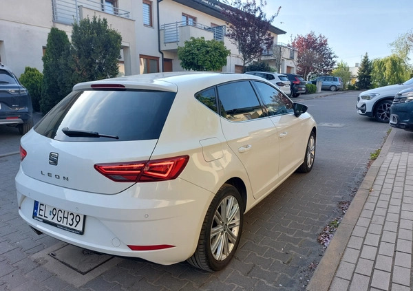 Seat Leon cena 70050 przebieg: 61700, rok produkcji 2019 z Łódź małe 562